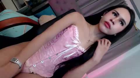 Snapshot of jasminecumxx chatting on 11.11.25 Jasmine online show from 11.11.25