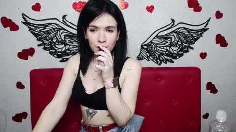 Snapshot of jasminekouch chatting on 02.12.25 JasmineKouch online show from 02.12.25