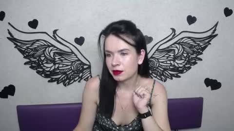 Snapshot of jasminekouch chatting on 09.10.25 JasmineKouch online show from 09.10.25