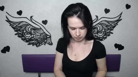 Snapshot of jasminekouch chatting on 09.21.25 JasmineKouch online show from 09.21.25