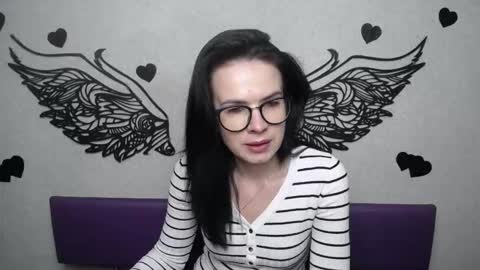 Snapshot of jasminekouch chatting on 09.23.25 JasmineKouch online show from 09.23.25