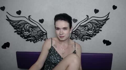 Snapshot of jasminekouch chatting on 09.28.25 JasmineKouch online show from 09.28.25