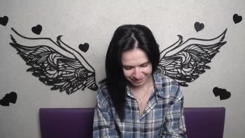 Snapshot of jasminekouch chatting on 10.12.25 JasmineKouch online show from 10.12.25