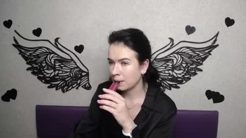 Snapshot of jasminekouch chatting on 11.29.25 JasmineKouch online show from 11.29.25