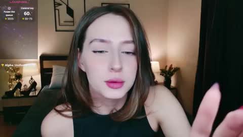 Snapshot of jasminelorens chatting on 12.23.25 Jasmine online show from 12.23.25