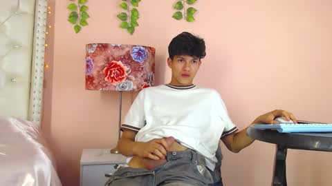 Snapshot of jason_graeats1 chatting on 10.22.25 JASON online show from 10.22.25