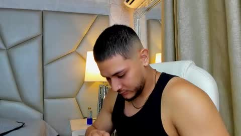 Snapshot of jason_shaw_ chatting on 09.24.25 Jasson Shaw online show from 09.24.25