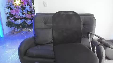 JASPER JONES online show from 12.25.24