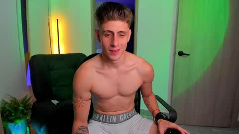 JASPER JONES online show from 01.09.25