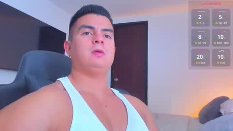 Snapshot of jasperbrooksx chatting on 11.10.25 JBrooksXx online show from 11.10.25