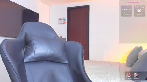 Snapshot of jasperbrooksx chatting on 11.24.25 JBrooksXx online show from 11.24.25