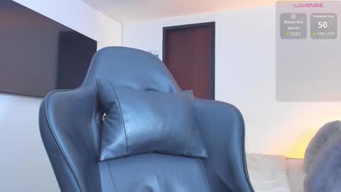 Snapshot of jasperbrooksx chatting on 12.01.25 JBrooksXx online show from 12.01.25