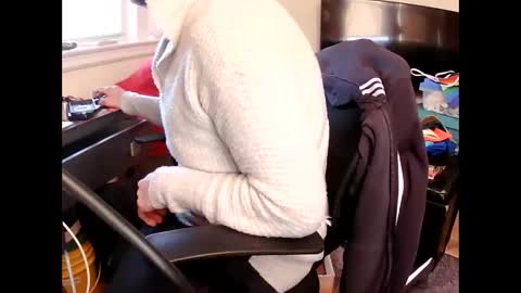 Snapshot of jasperh98 chatting on 11.06.25 jasperh98 online show from 11.06.25