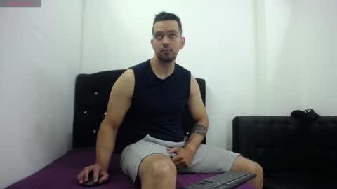 javi_cock20 online show from 05.08.26