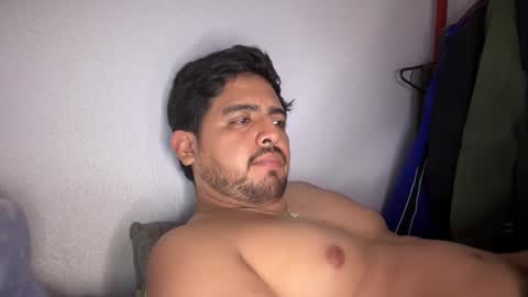 Snapshot of javiermichi chatting on 09.16.25 javiermichi online show from 09.16.25