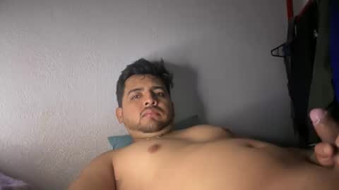 Snapshot of javiermichi chatting on 12.15.25 javiermichi online show from 12.15.25