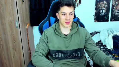 Snapshot of javiersexymann chatting on 12.07.24 Javier online show from 12.07.24