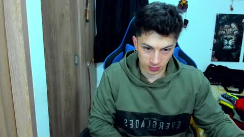 Snapshot of javiersexymann chatting on 12.28.24 Javier online show from 12.28.24