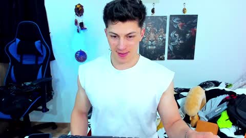 Snapshot of javiersexymann chatting on 01.27.25 Javier online show from 01.27.25