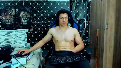 Javier online show from 05.05.26