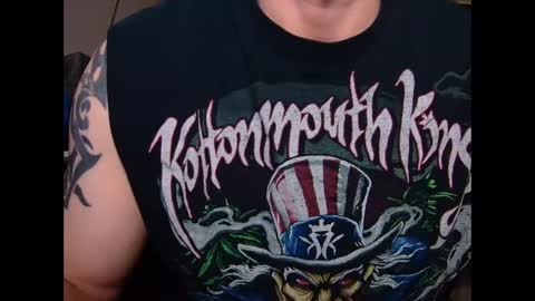 jaxjohnson12 online show from 11.18.25