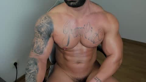 Snapshot of jaxonhunk chatting on 02.15.25 JaxonHunk online show from 02.15.25