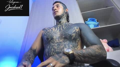 Michael independient model online show from 02.12.26