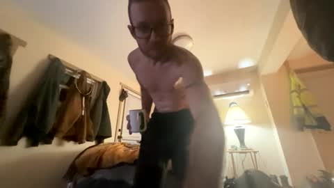 Snapshot of jay976696 chatting on 12.19.25 jay976696 online show from 12.19.25