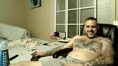 jay_banks0420 online show from 10.29.25