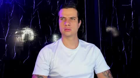 Snapshot of jayalvarrez_ chatting on 05.19.26 Jay Alvarrez online show from 05.19.26