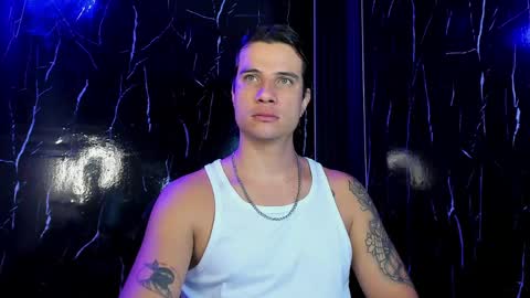 Snapshot of jayalvarrez_ chatting on 05.21.26 Jay Alvarrez online show from 05.21.26