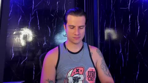 Snapshot of jayalvarrez_ chatting on 06.04.26 Jay Alvarrez online show from 06.04.26