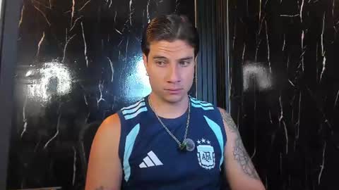 Snapshot of jayalvarrez_ chatting on 06.16.26 Jay Alvarrez online show from 06.16.26