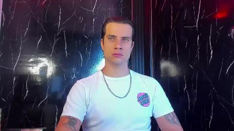 Snapshot of jayalvarrez_ chatting on 07.22.26 Jay Alvarrez online show from 07.22.26