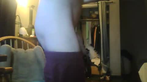 Snapshot of jaybrik92 chatting on 10.18.25 Jlio Delgauto online show from 10.18.25