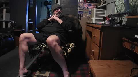 Snapshot of jaycanbefun chatting on 11.11.25 Grand Zaddy or Jay its casual online show from 11.11.25