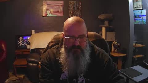 Snapshot of jaycanbefun chatting on 11.25.25 Grand Zaddy or Jay its casual online show from 11.25.25