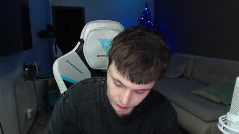 Jayce online show from 12.31.24