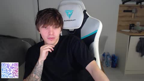 Jayce online show from 10.04.25