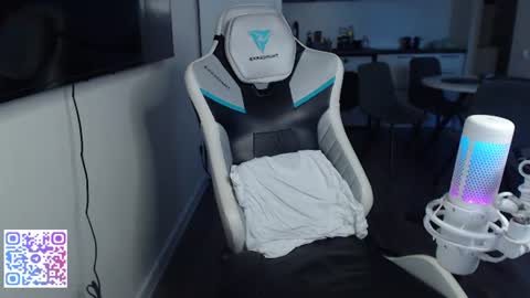Jayce online show from 06.12.26