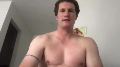 Snapshot of jaycup1989 chatting on 10.05.25 jaycup1989 online show from 10.05.25