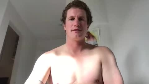 Snapshot of jaycup1989 chatting on 10.25.25 jaycup1989 online show from 10.25.25