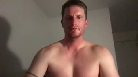 Snapshot of jaycup1989 chatting on 11.15.25 jaycup1989 online show from 11.15.25