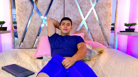 jayd_muscle online show from 12.18.25