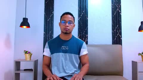 Snapshot of jayden_morris chatting on 10.25.25 Jayden Morris online show from 10.25.25