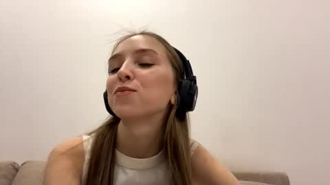 Isabella Rose online show from 03.03.26