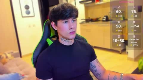 Snapshot of jayhotxxx chatting on 01.12.26 Jay online show from 01.12.26