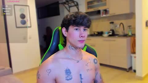 Snapshot of jayhotxxx chatting on 01.18.26 Jay online show from 01.18.26