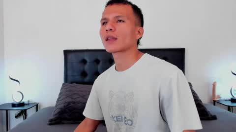 Snapshot of jaylen_and_duke chatting on 02.11.25 Jaylen and duke online show from 02.11.25