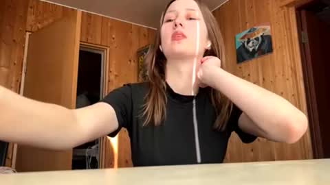 Snapshot of jayneboutros chatting on 12.05.25 Sonya online show from 12.05.25